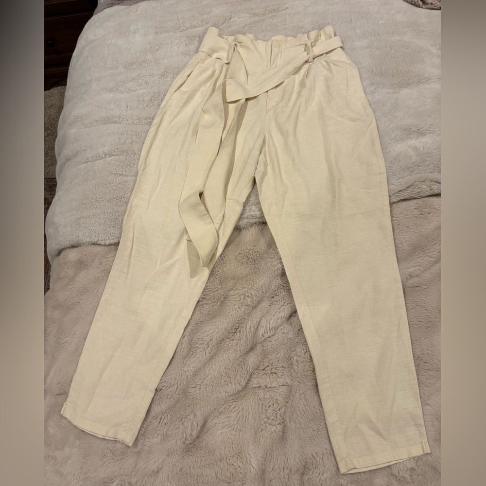 High-Rise Paperbag Capris with Self Tie Belt - Cream